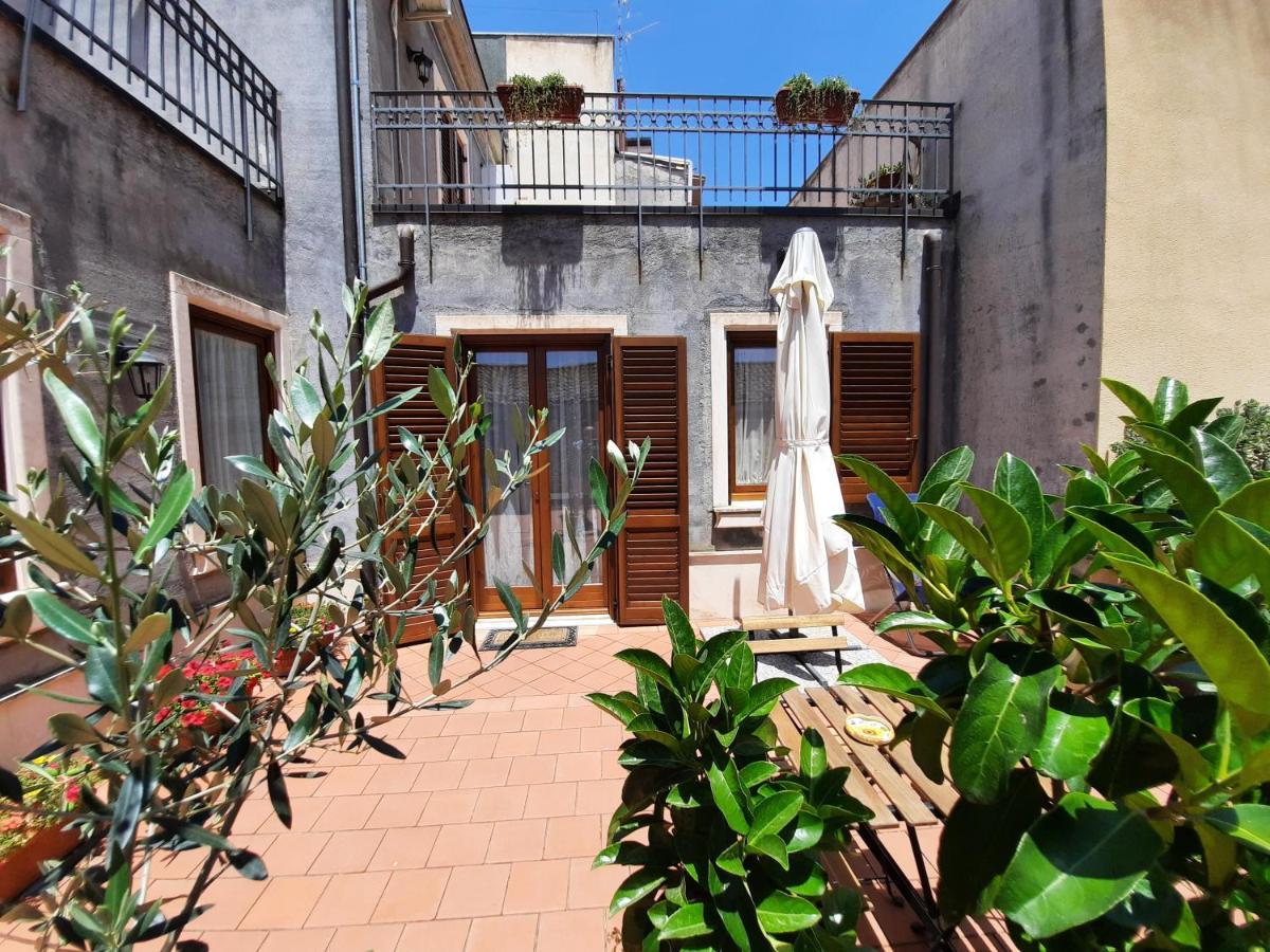 Il Borghetto Di San Giuseppe Etnarooms&Apartments ニコロージ エクステリア 写真
