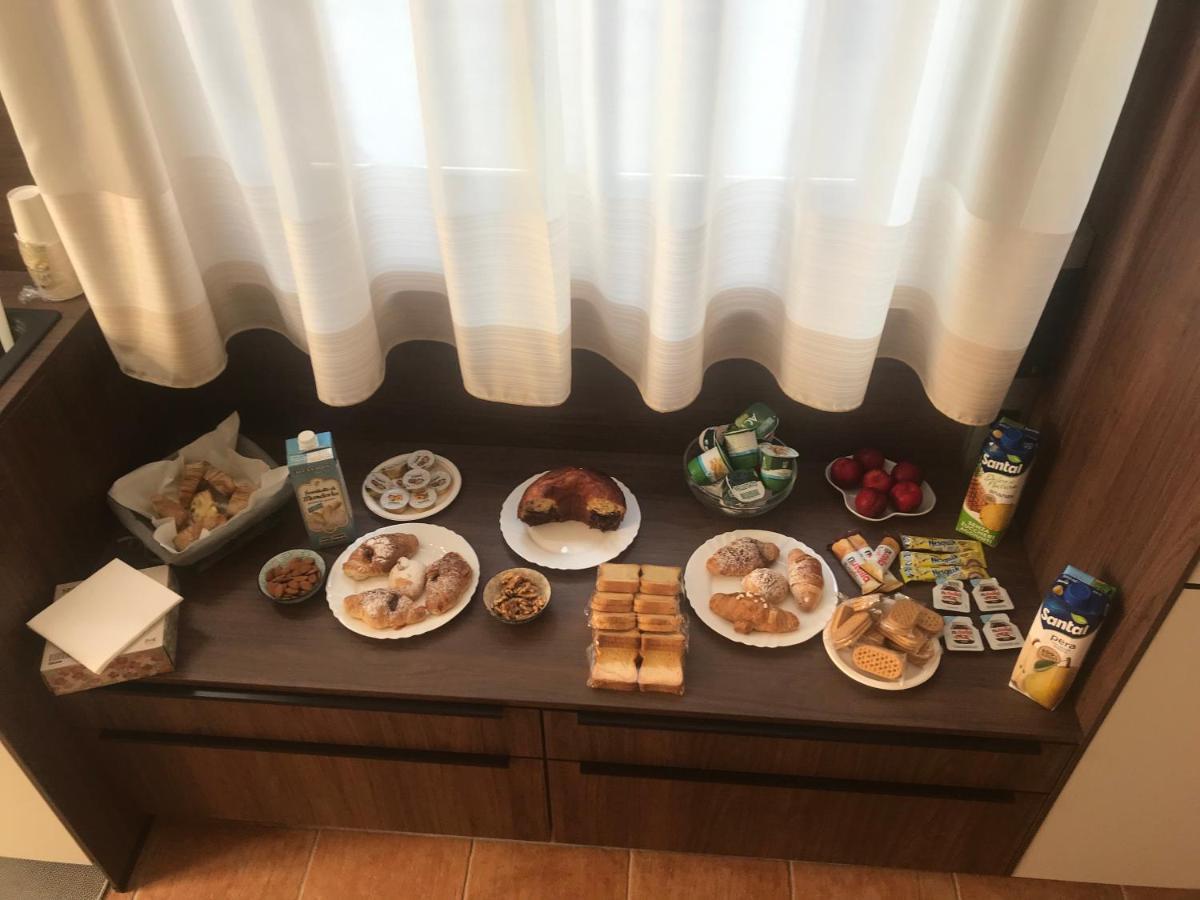 Il Borghetto Di San Giuseppe Etnarooms&Apartments ニコロージ エクステリア 写真