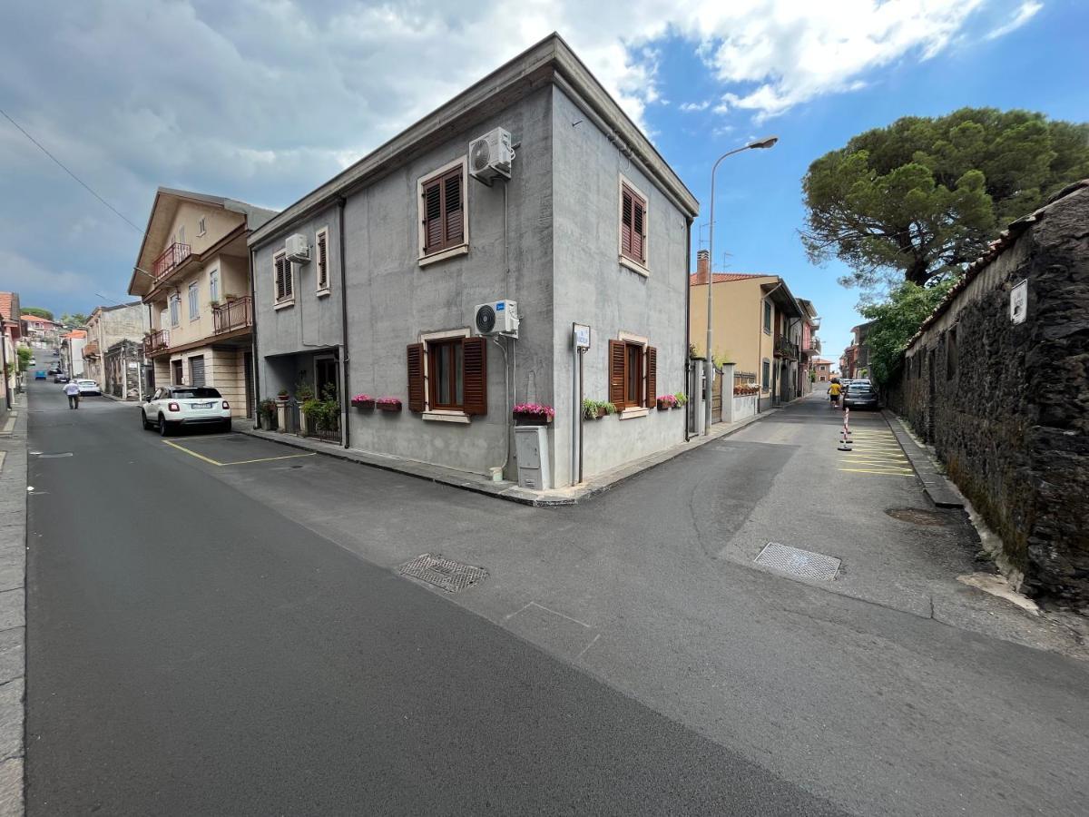 Il Borghetto Di San Giuseppe Etnarooms&Apartments ニコロージ エクステリア 写真