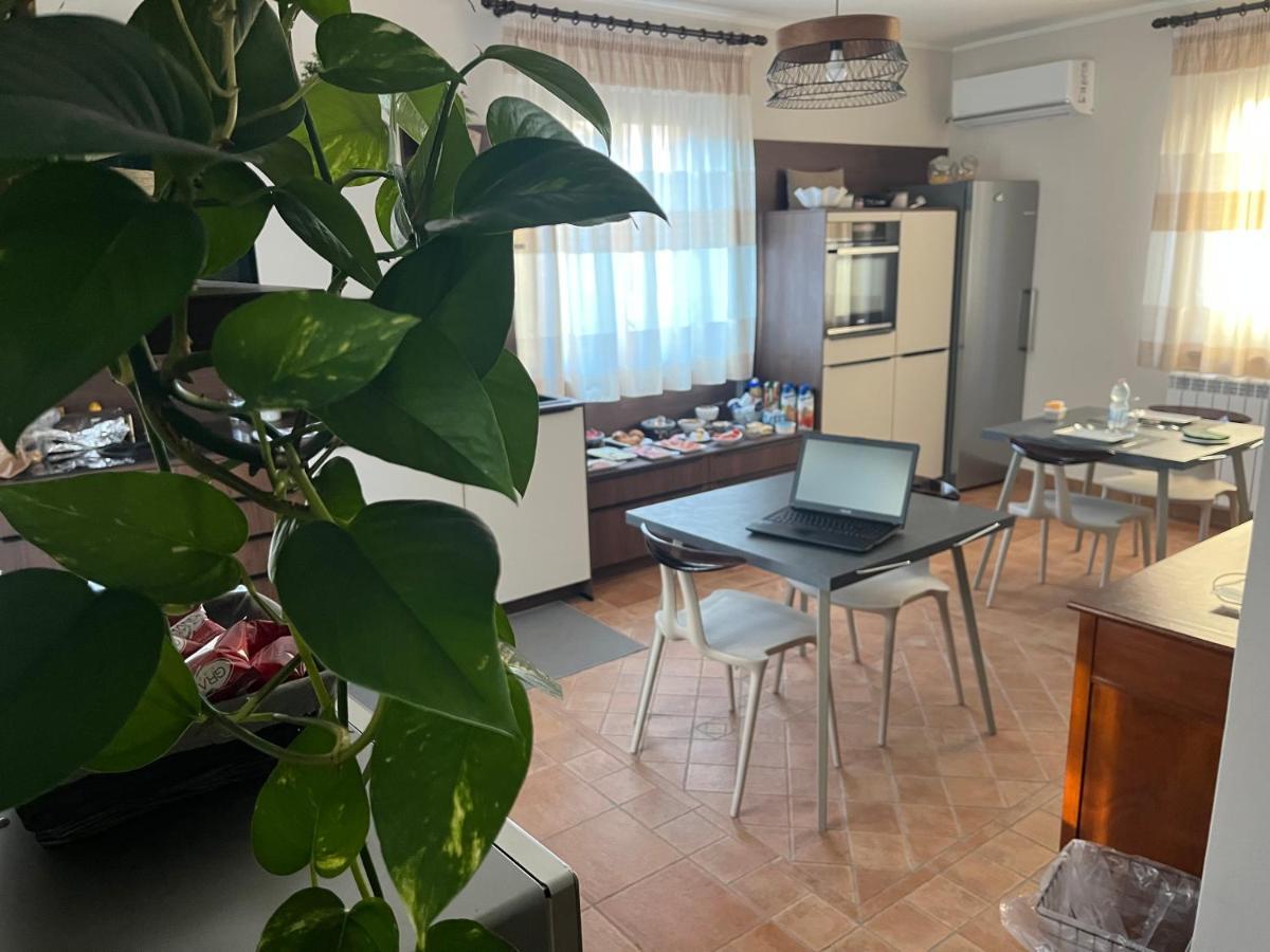 Il Borghetto Di San Giuseppe Etnarooms&Apartments ニコロージ エクステリア 写真